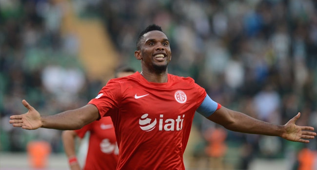 TÜRKİYEDE OYNAMIŞ EN KARİYERLİ FUTBOLCU?